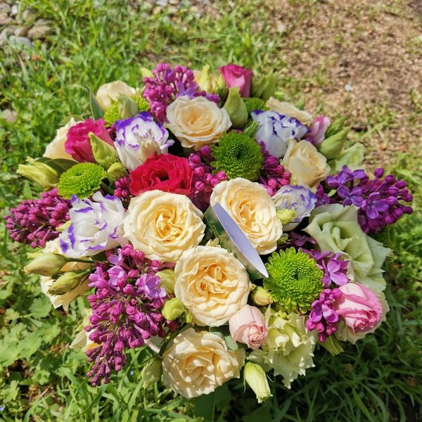 Aranjament Floral in Cutie